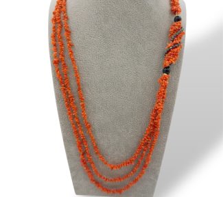 Splendida Collana Corallo Sciacca Onice, un capolavoro di alta gioielleria made in Italy, perfetta per un regalo prezioso.