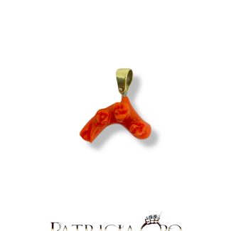 Sciacca Coral Branch Pendant with Roses in 9kt Gold