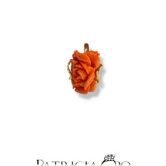 Sciacca Coral Engraved Rose Ring – 18kt Gold