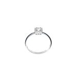 Splendido anello in oro bianco 18k con zirconi, un gioiello di lusso perfetto per un'occasione speciale. (Vista 2)