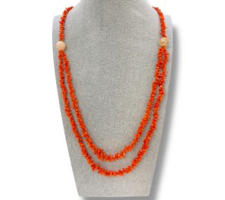 Splendida collana da donna Patricia Oro Creations con Corallo Sciacca e Pietra di Luna, un gioiello made in italy di alta gioielleria.