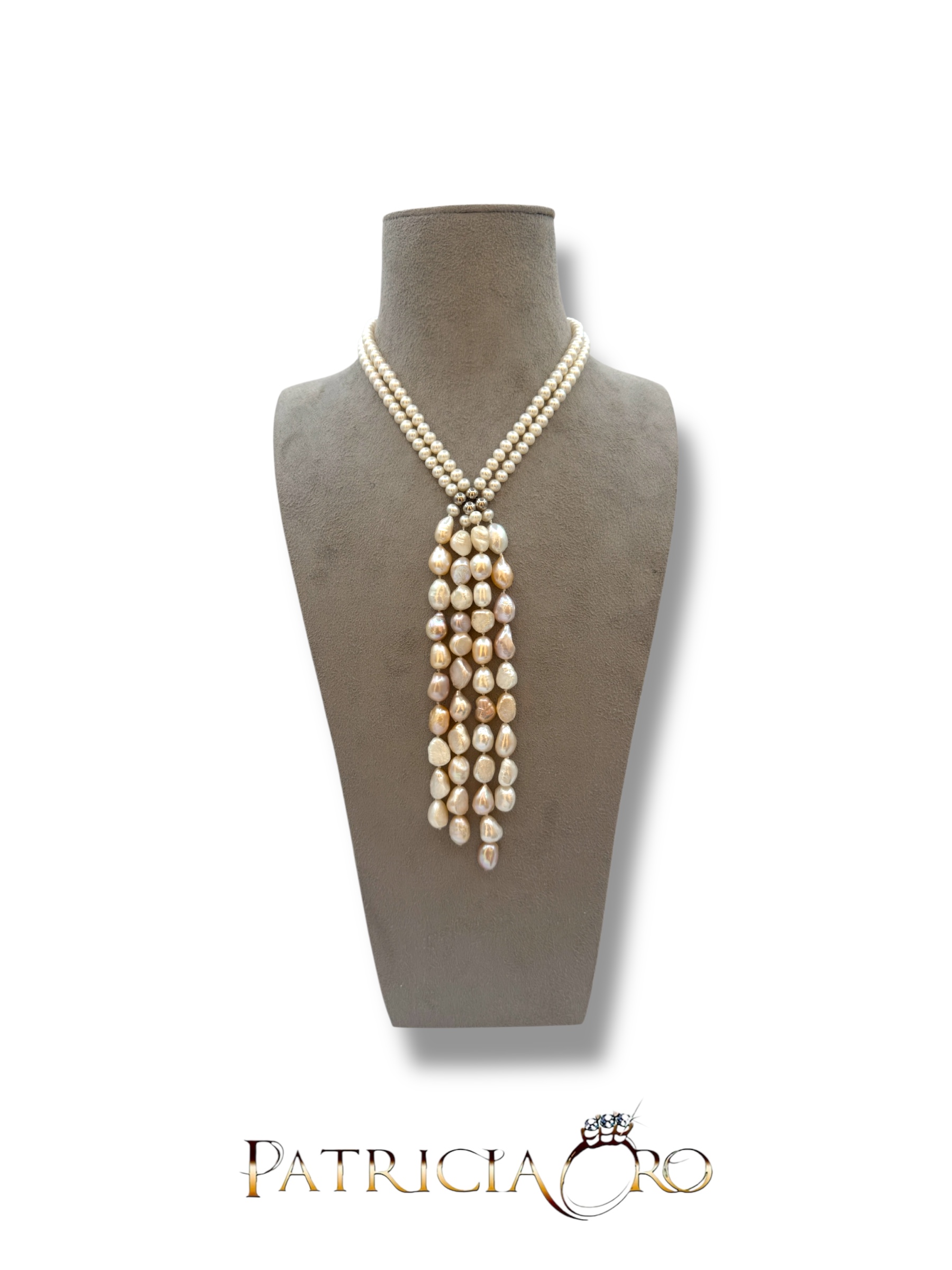 Splendida collana di perle bianche naturali, un gioiello di lusso perfetto per un'occasione speciale.