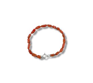 Bracciale con Corallo Sciacca di Patricia Oro Creations: un gioiello made in italy di alta gioielleria, perfetto per un'idea regalo preziosa.