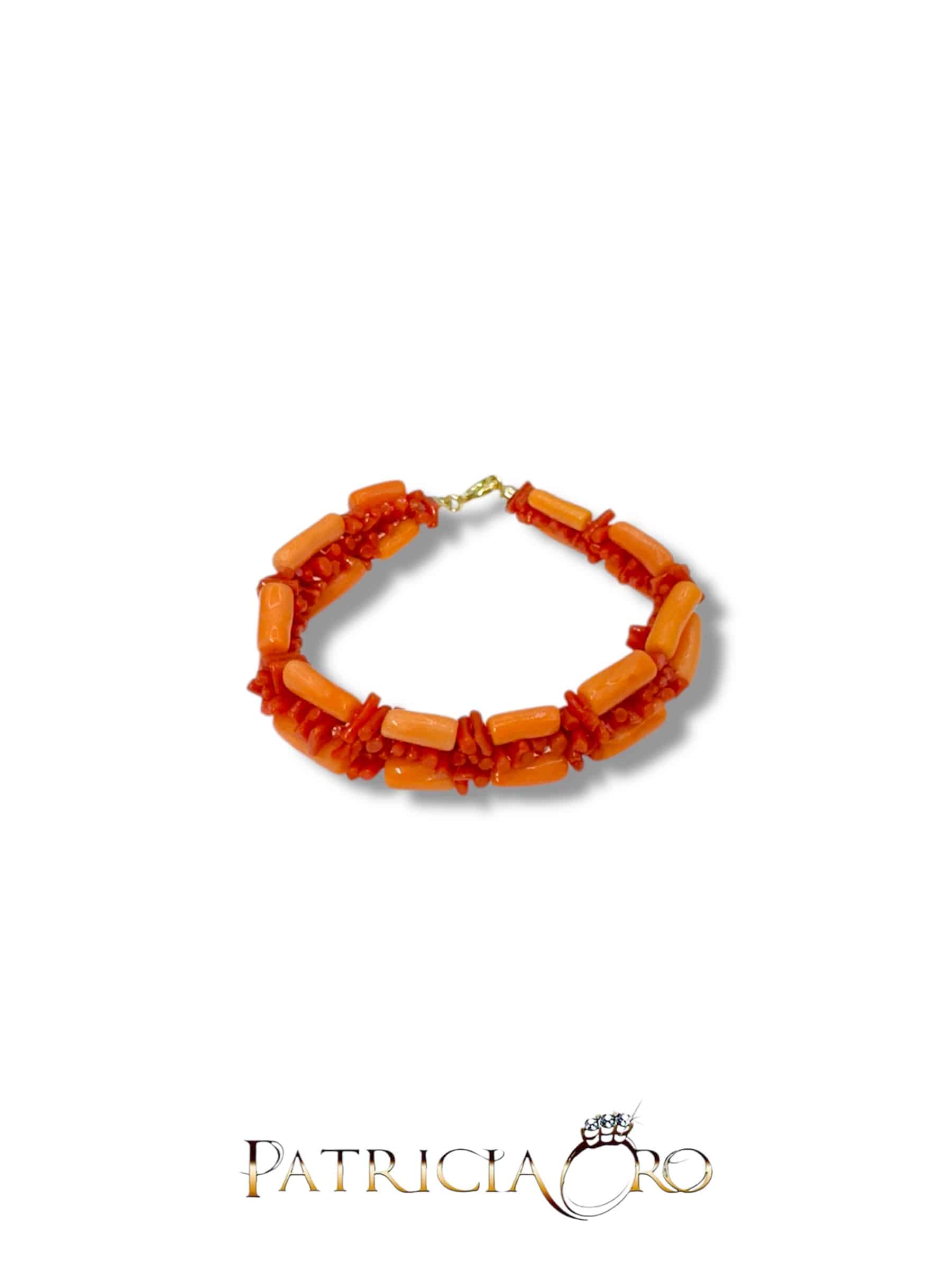 Bracciale da donna con corallo naturale di Patricia Oro Creations, un gioiello made in Italy di alta gioielleria, perfetto come idea regalo preziosa. (Vista 2)
