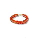 Splendido bracciale da donna con corallo e perle preziose, un gioiello made in italy di Patricia Oro Creations, perfetto per un'idea regalo di lusso.