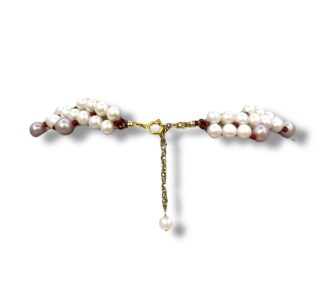 Collana da donna con perle preziose, un gioiello di alta gioielleria perfetto per un'idea regalo preziosa. (Vista 2)