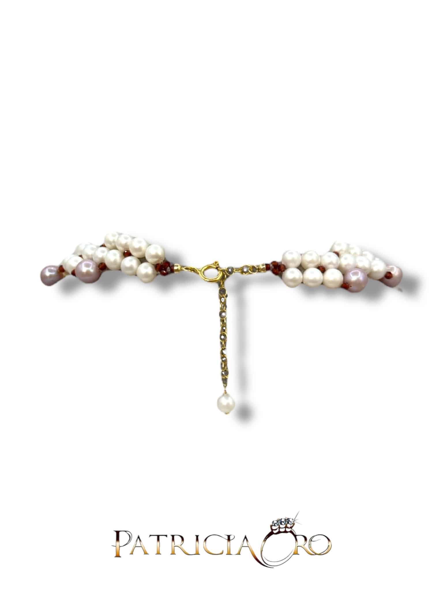 Collana da donna con perle preziose, un gioiello di alta gioielleria perfetto per un'idea regalo preziosa. (Vista 2)