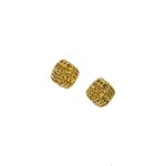 Splendidi orecchini da donna in oro 18kt, un gioiello di lusso perfetto per un'occasione speciale. Scopri la collezione di Gioielleria Patricia Oro.