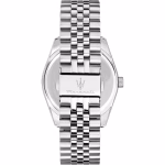 Scopri l'Orologio Maserati Attrazione, un gioiello di lusso per l'uomo moderno. Un accessorio di alta orologeria, perfetto come idea regalo preziosa. (Vista 3)