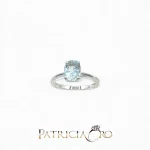 Splendido anello con acquamarina in oro 18k Davite&Delucchi, un gioiello di lusso perfetto per un'occasione speciale. (Vista 2)