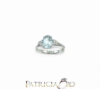 Anello Davite & Delucchi in oro bianco con acquamarina: un gioiello di lusso per un'eleganza senza tempo.