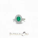 Anello da donna Davite&Delucchi con smeraldo e diamanti: un capolavoro di alta gioielleria per un'idea regalo preziosa.