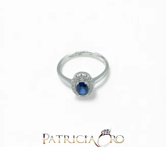 Splendido anello da donna Davite&Delucchi con zaffiro e diamanti, un gioiello di lusso perfetto per chi cerca gioielli diamanti. (Vista 2)