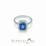 Splendido anello in oro con zaffiro e diamanti, un gioiello di lusso perfetto per un'occasione speciale. Scopri la nostra collezione di gioielli diamanti. (Vista 2)