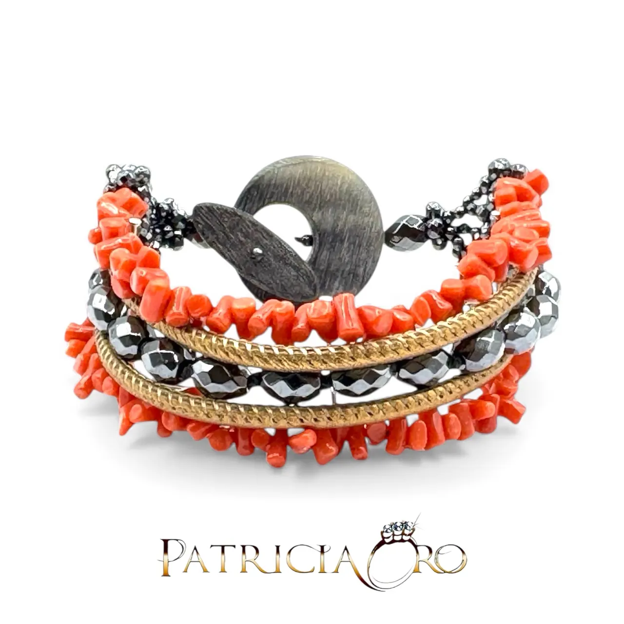 Splendido bracciale Corallo Sciacca e Ematite Naturale, un gioiello made in italy di Patricia Oro Creations, perfetto per un'idea regalo preziosa.