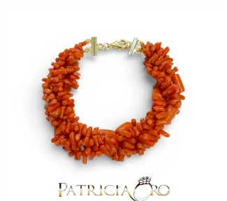 Bracciale da donna con corallo naturale di Patricia Oro Creations, un gioiello made in Italy di alta gioielleria.