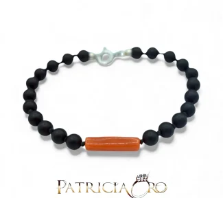 Bracciale da uomo Patricia Oro Creations con Corallo Sciacca e onice, un gioiello made in italy di alta manifattura.