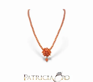 Splendida collana con corallo Sciacca fratta e fiori, un capolavoro di gioielleria made in italy.