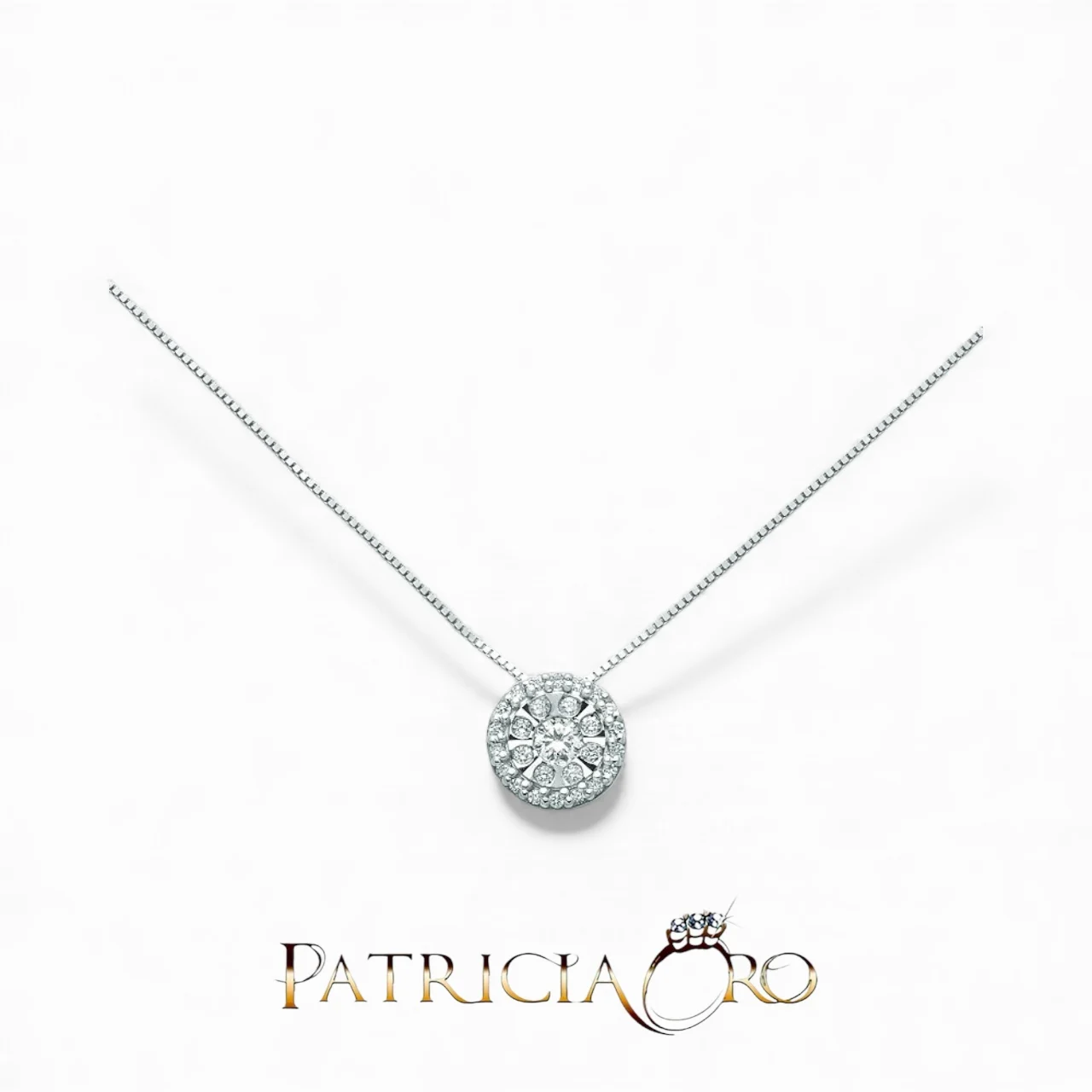 La Collana Punto Luce Miluna, un gioiello di alta gioielleria con diamanti scintillanti, perfetto per un'idea regalo preziosa.