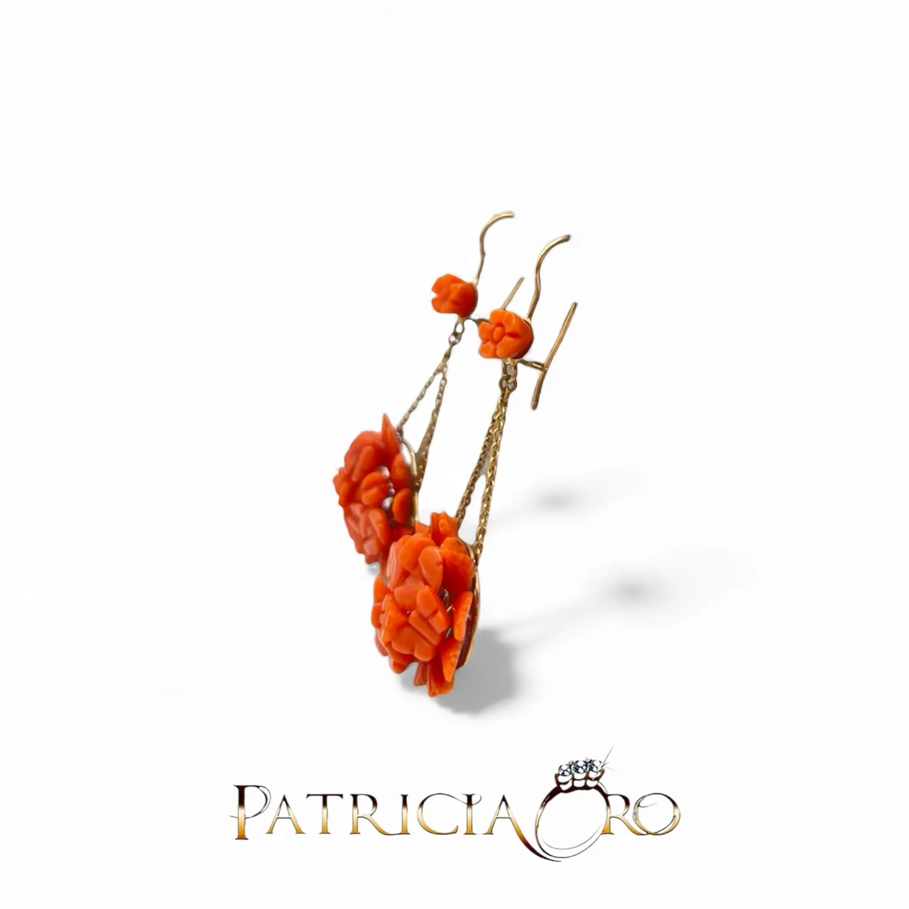 Orecchini Corallo Frutta e Fiori Patricia Oro Creations (Vista 2) | Gioielleria Patricia Oro Splendidi orecchini Corallo Frutta e Fiori, un capolavoro di gioielleria made in italy, perfetti per un'occasione speciale. (Vista 2)