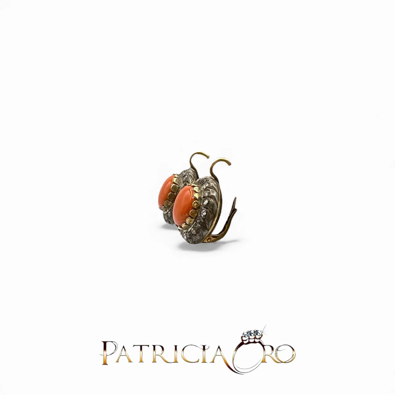 Splendidi orecchini con Corallo Sciacca e diamanti, un gioiello di lusso perfetto per un'occasione speciale. (Vista 2)