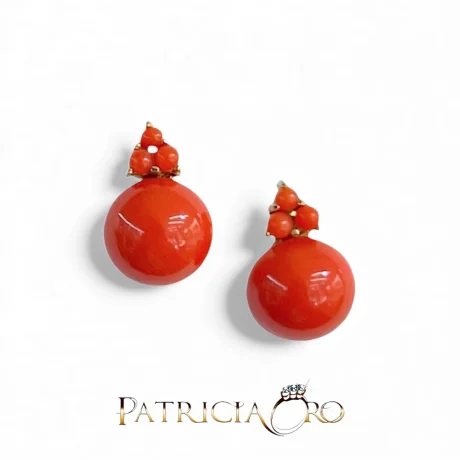 Orecchini Corallo Sferico in Oro 750