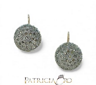 Splendidi orecchini da donna in oro e diamanti Clesi Gioielli, un'eccellenza di gioielleria diamanti per un regalo prezioso. (Vista 2)