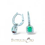 Orecchini smeraldo diamanti Davite Delucchi oro bianco