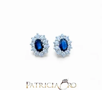 Splendidi orecchini Davite&Delucchi con zaffiri e diamanti, un'eccellenza di gioielli di lusso per un'eleganza senza tempo.