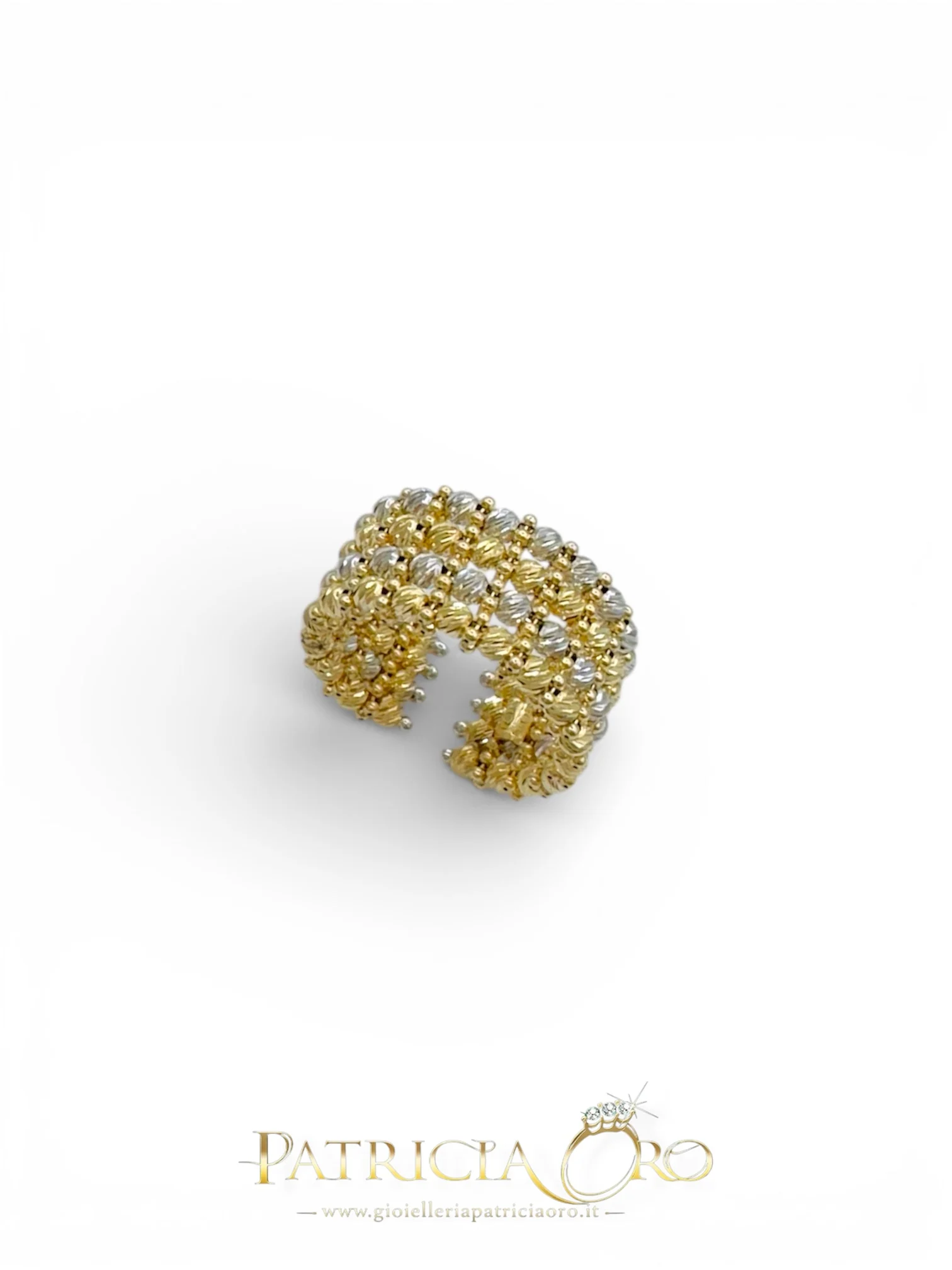Anello da donna in oro giallo 18kt, un gioiello di lusso firmato Gioielli in oro 18 k, perfetto come idea regalo preziosa.