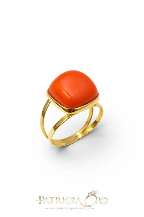 Anello Donna con Corallo Sciacca in Oro