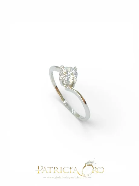 Anello Solitario in Oro 18kt con Cubic Zirconia
