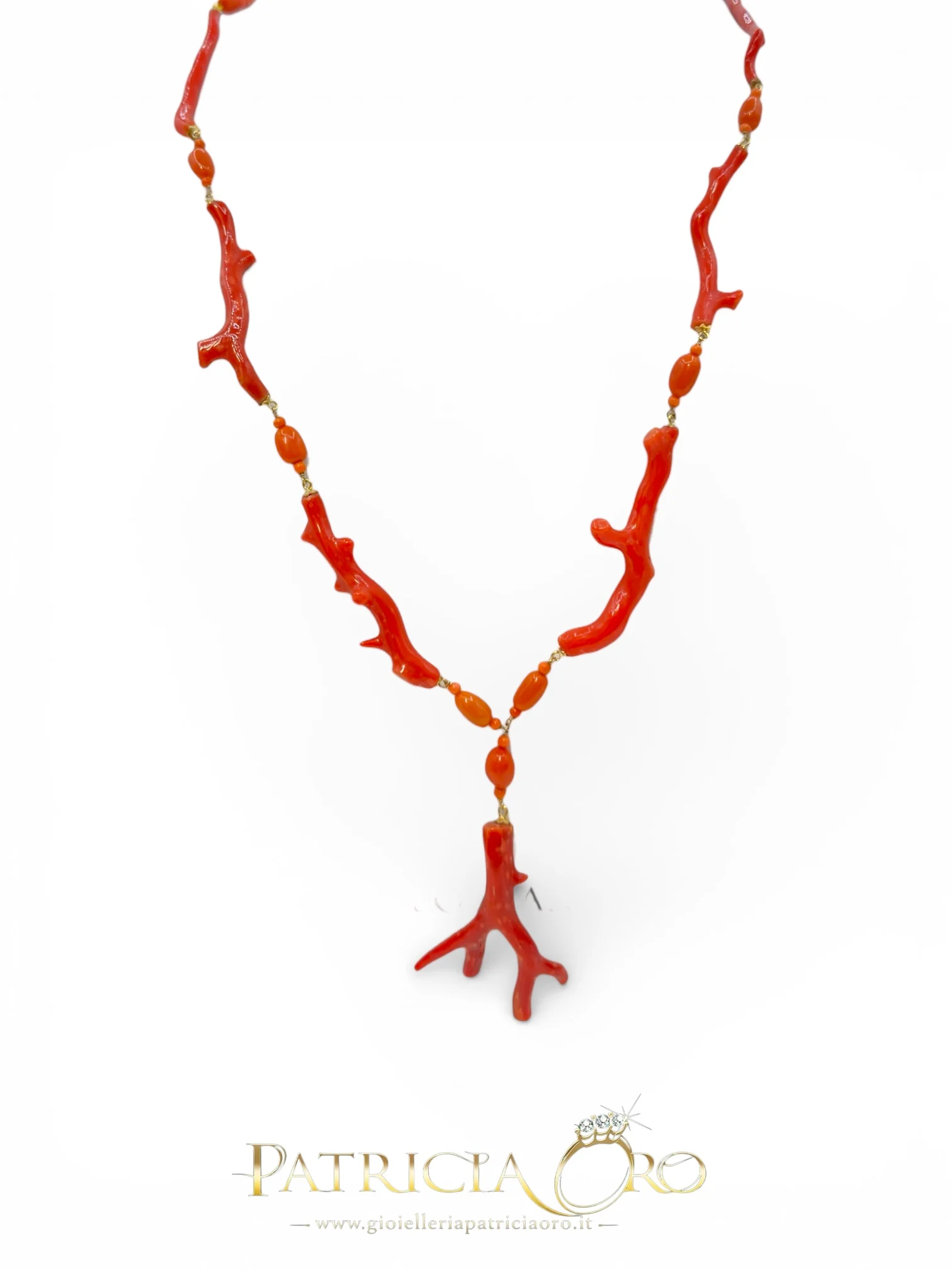 Splendida Collana Donna Corallo Sciacca di Patricia Oro Creations, un gioiello made in italy di alta gioielleria, perfetto per un'idea regalo preziosa.