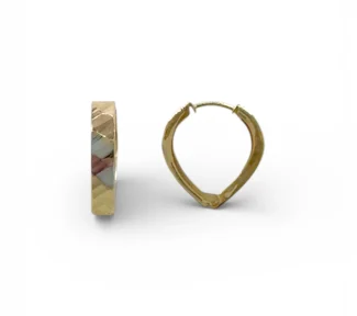 Scopri gli Orecchini Cerchi Donna in Oro 18kt, un gioiello di lusso firmato Gioielli in Oro 18k. Perfetti come idea regalo preziosa, questi orecchini incarnano l'eccellenza dell'alta gioielleria.