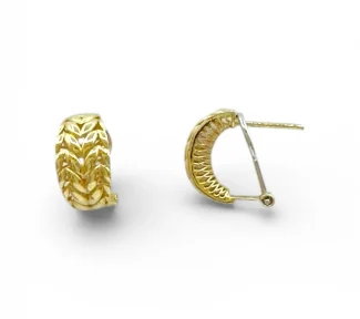 Splendidi orecchini da donna in oro 18kt, un gioiello di lusso perfetto per un'idea regalo preziosa.