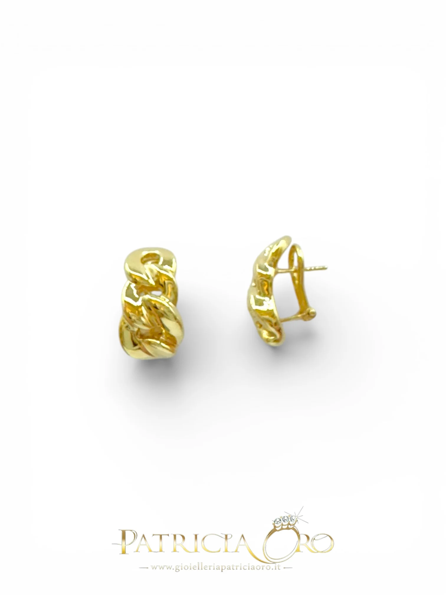Orecchini Donna in Oro 18kt: Eleganza e Raffinatezza | Gioielleria Patricia Oro Splendidi orecchini da donna in oro 18kt, un gioiello di lusso perfetto per un'idea regalo preziosa.