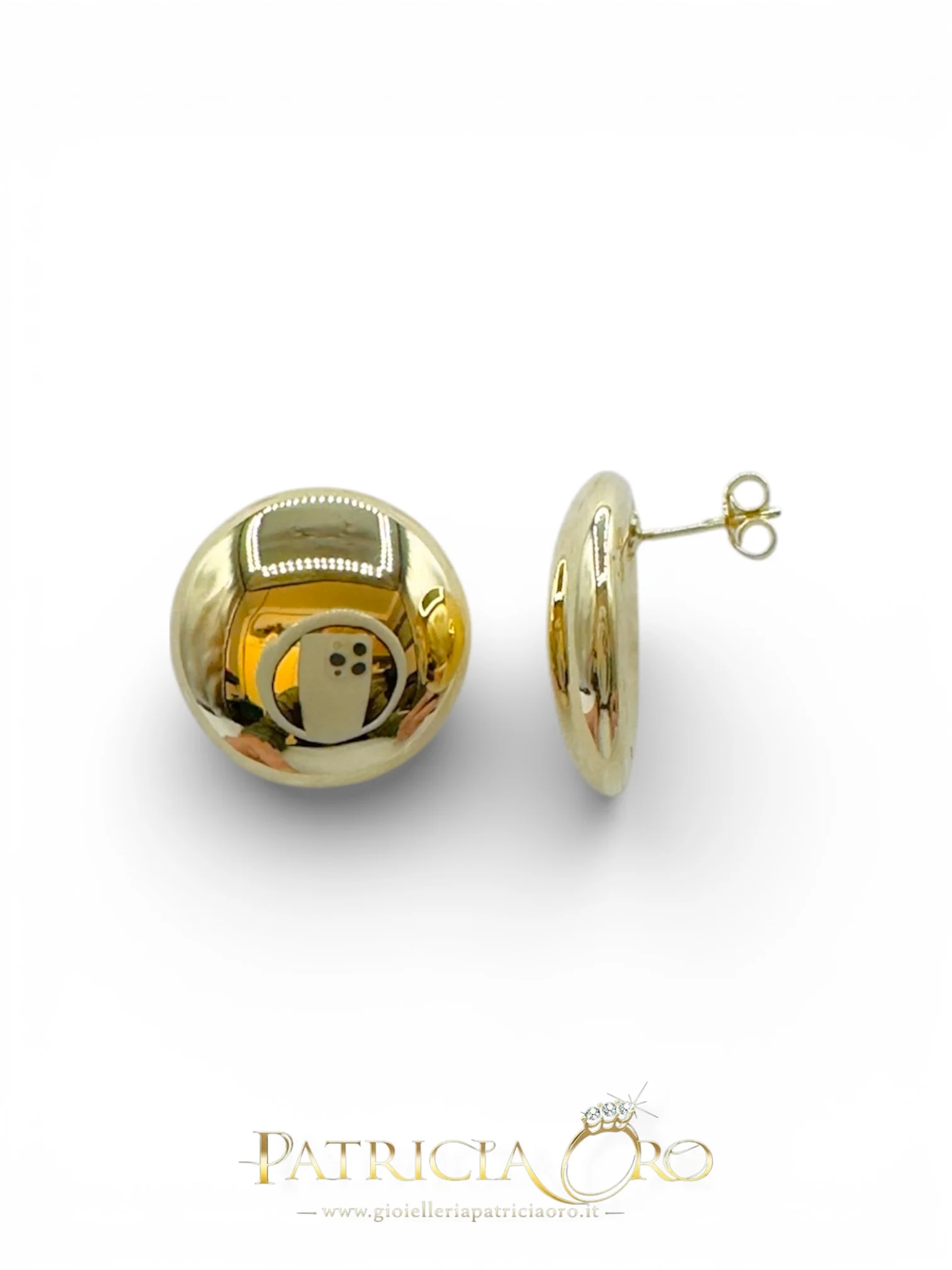 Orecchini Donna in Oro 18kt: Eleganza e Raffinatezza | Gioielleria Patricia Oro Splendidi orecchini da donna in oro 18kt, un gioiello di lusso perfetto per un'idea regalo preziosa.