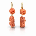 Splendidi orecchini da donna con corallo Sciacca, un capolavoro di gioielli made in italy, perfetti per un'occasione speciale.