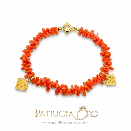 Bracciale Donna in Corallo Sciacca con Ciondoli Portafortuna