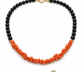 Collana corallo Sciacca e onice con cupolini e onice rotondo sfaccettato su catena argento 925