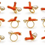 Anello regolabile donna con ramo di corallo sciacca e perla barocca